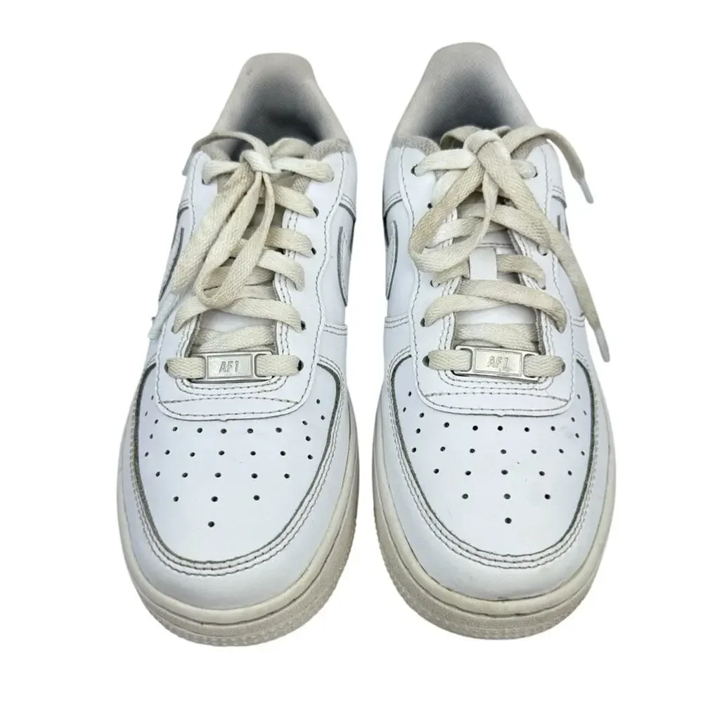 NIKE AIR FORCE 1  Low White Sneakers Size 4.5Y Big Boy